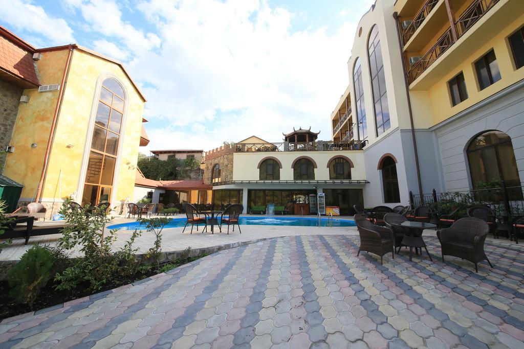 Borjomi Palace Health&Spa Center Exterior foto