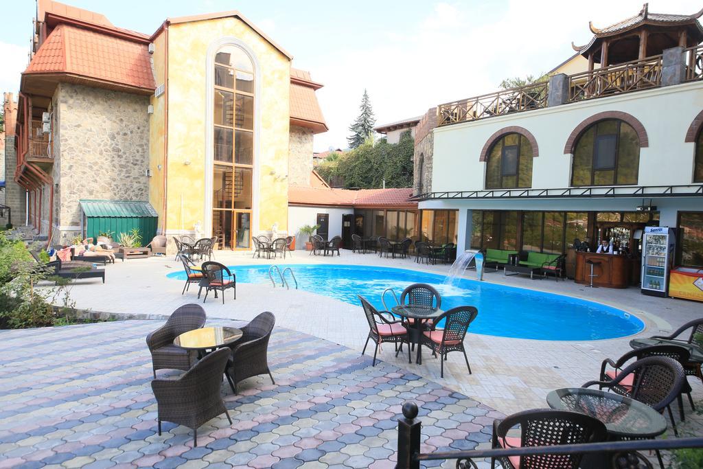 Borjomi Palace Health&Spa Center Exterior foto